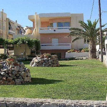 Danaos Beach Apartments Sfáka Eksteriør bilde